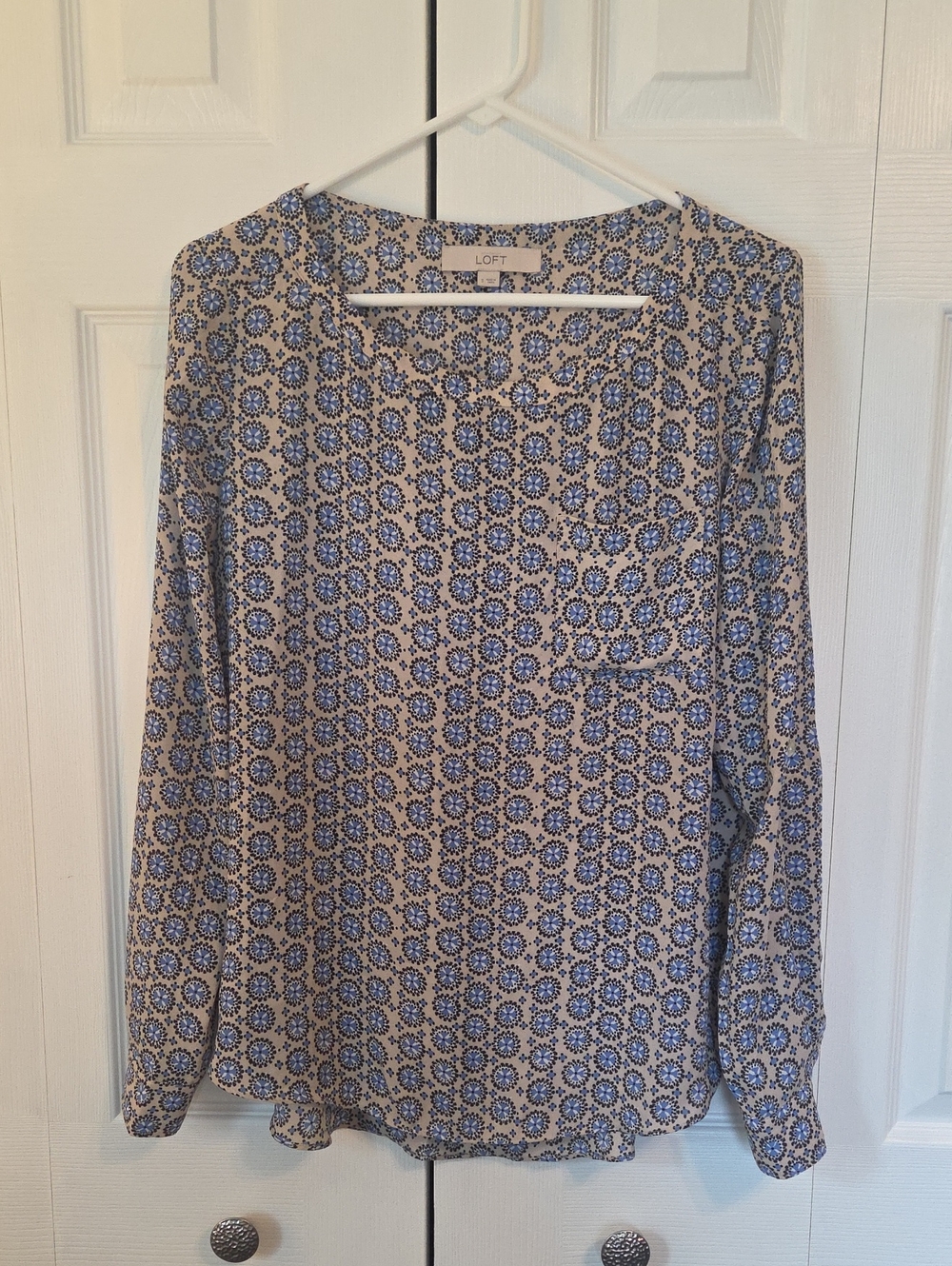 LOFT Cream and Blue Floral-Print Long Sleeve Blouse